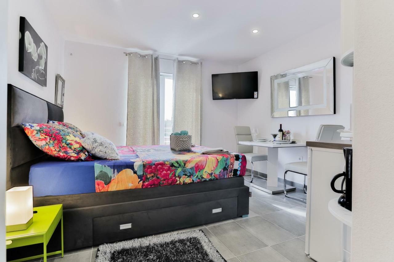 Villa Scandalli Sevid Esterno foto