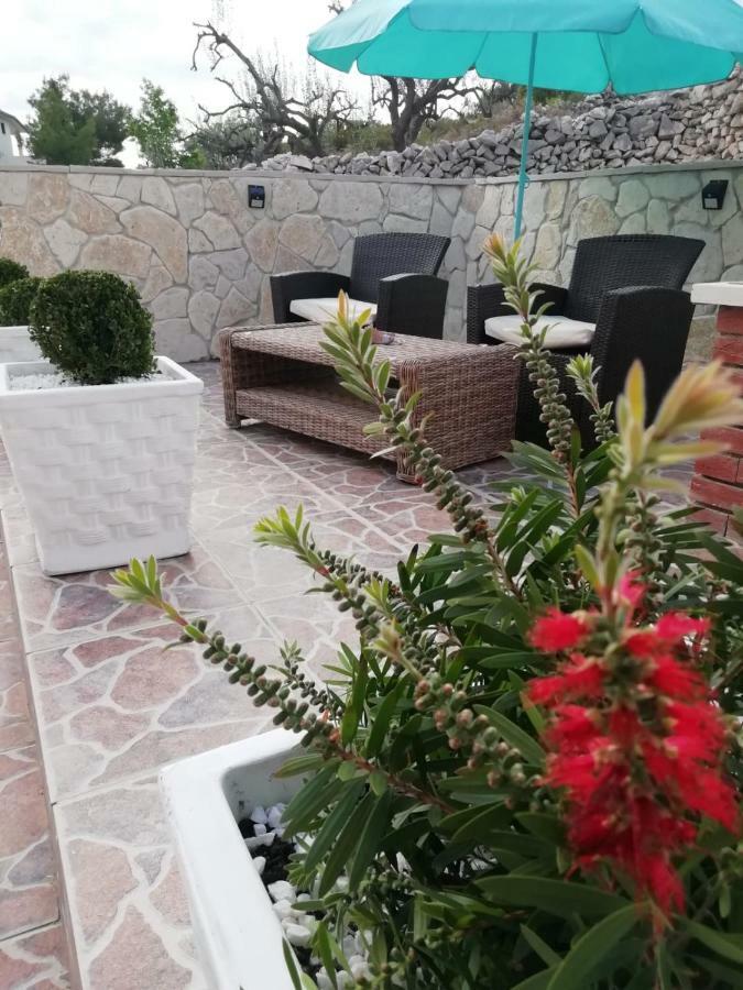 Villa Scandalli Sevid Esterno foto