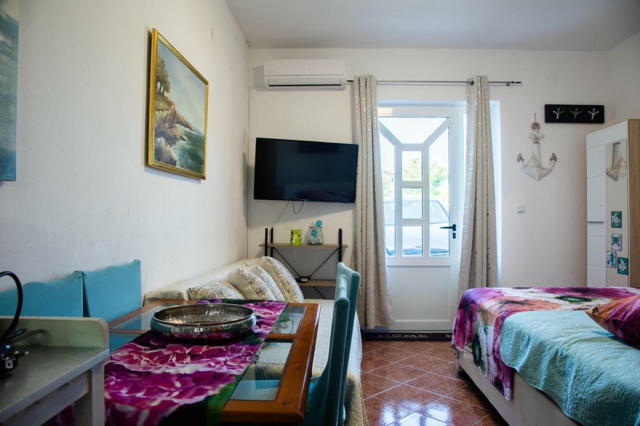 Villa Scandalli Sevid Esterno foto